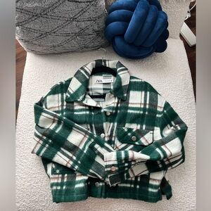 Green plaid cropped flannel from Zara